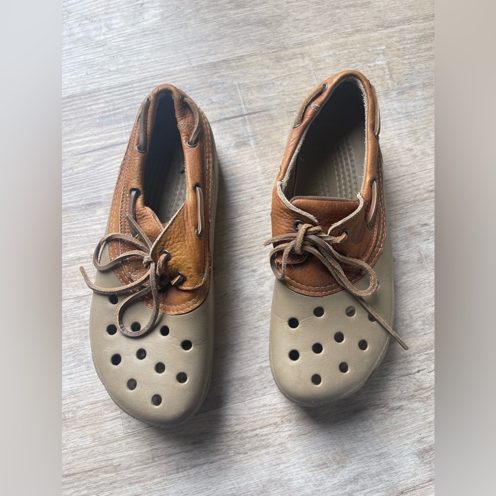 Croc islander boat shoes